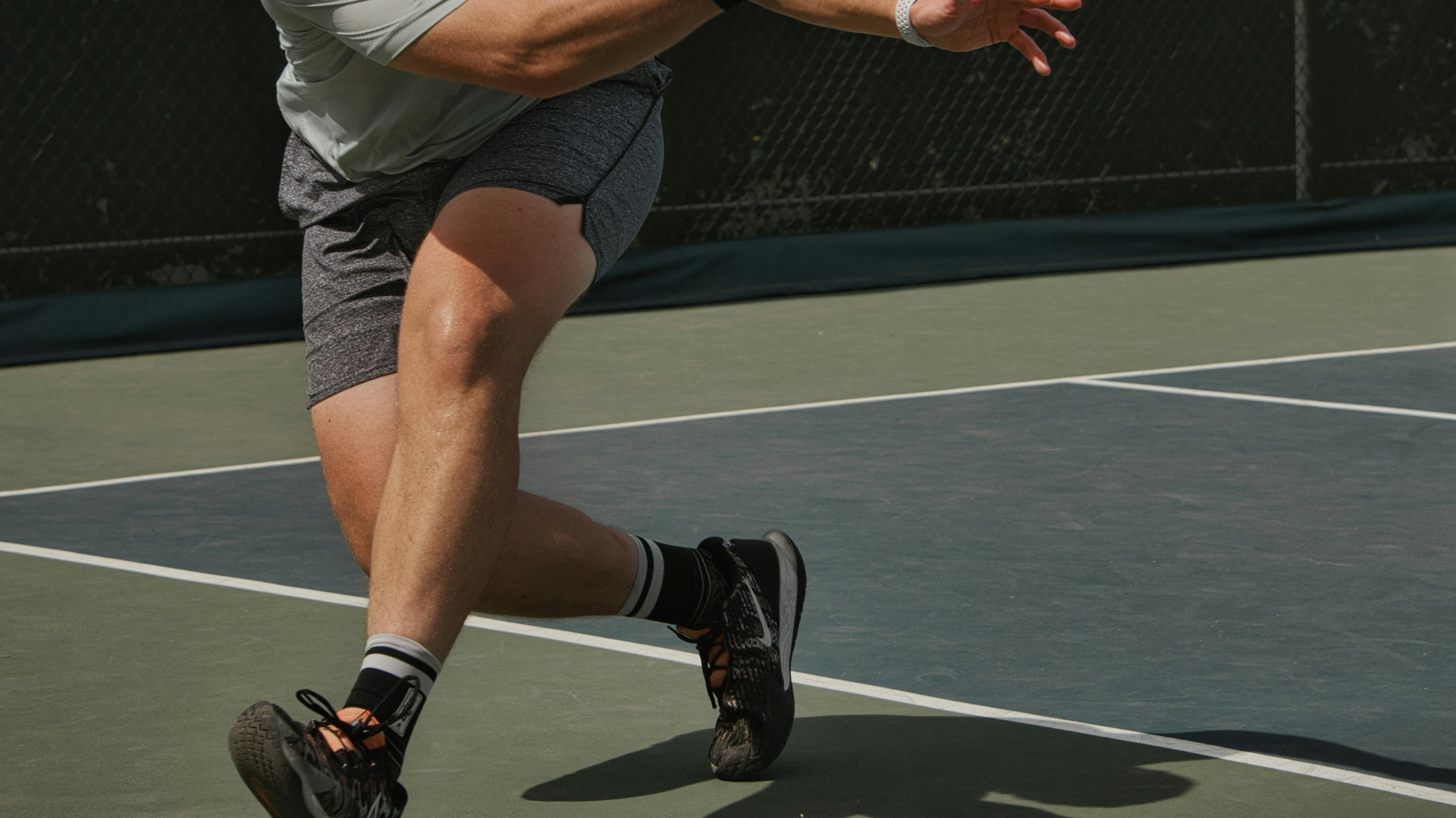 How to Choose the Right Footwear for Pickleball Players: A Step-by-Step Guide