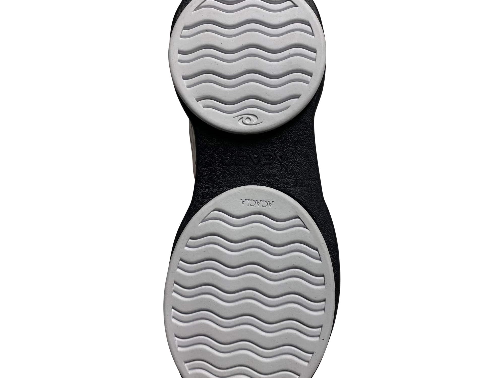 Acacia Patriot Curling Shoes with ventilation grommets Gripper Sole View